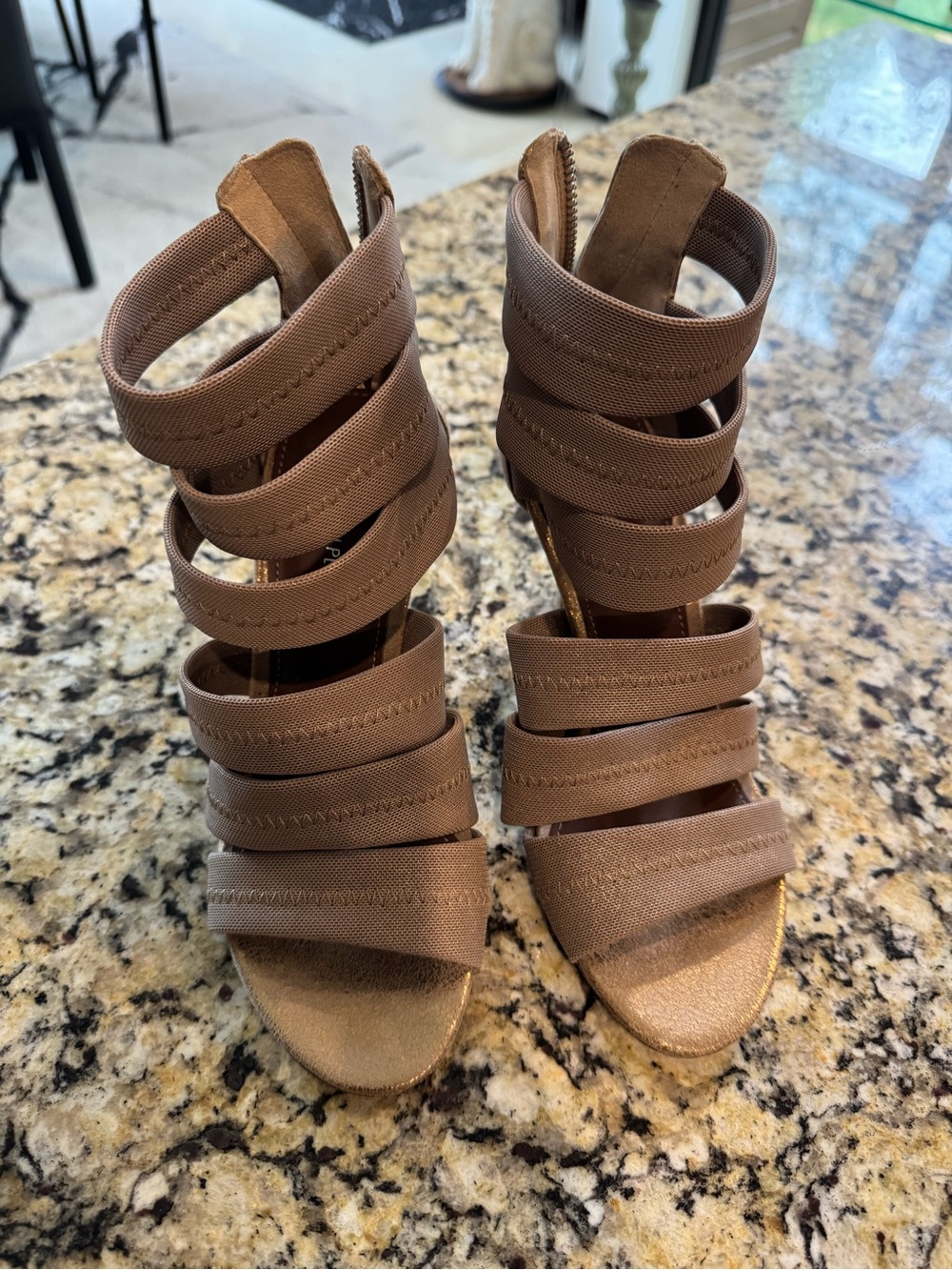 Donald J Pliner Gigee Strappy Metallic Heels Light Bronze Size 7M